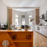 W24- Boutique Apartments, Location. By Bqa 公寓
