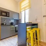 W24- Boutique Apartments, Location. By Bqa * ブダペスト